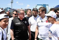 Bahçelievler'de GSB Spor Okulları açılış töreni yapıldı