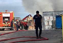 Kocaeli’de geri dönüşüm tesisinde yangın