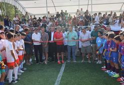 Futbol sahası açan Yılmaz Erdoğan: Türkiye'de yetenek sıkıntısı yok, önemli olan onlara alan tanımak