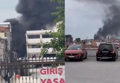 Zeytinburnu’nda hurdalık alanda çıkan yangın söndürüldü