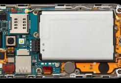 Bilim insanları, eski telefonlardan altın çıkarmanın yolunu buldu