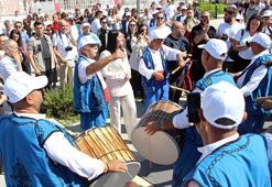 Kırkpınar Yağlı Güreşleri Festivali, geleneksel davul- zurna ekibinin davetiyle başladı