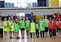 Bağcılar’da çocuklar yaz tatilini spor yaparak geçiriyor