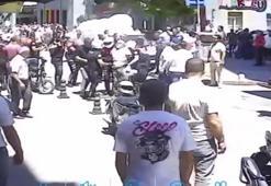 Kavgaya müdahale eden polise saldırdı