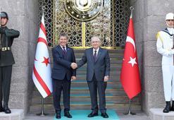 Bakan Güler, KKTC Başbakanı Üstel ile bir araya geldi