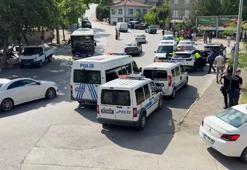 ‘Dur’ ihtarına uymayıp 2'si polis otosu, 4 araca çarpan ehliyetsiz sürücü tutuklandı