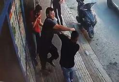 Kasiyere yumruk atan şüpheliye müdahale eden müşteri: Bir kadın darbediliyordu duramadım