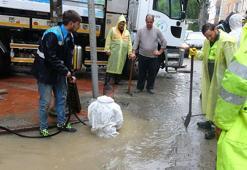 Trabzon'da sağanak yağış su taşkınlarına neden oldu