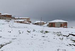 Rize'nin yaylalarında temmuz ayında kar yağışı