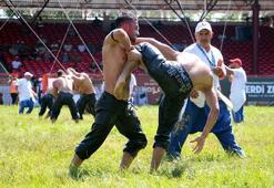 Kırkpınar'da ikinci gün karşılaşmaları başladı