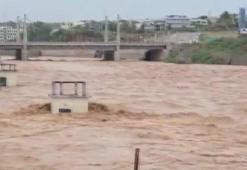 Pakistan’da muson yağmurları nedeniyle hayatını kaybedenlerin sayısı 72’ye yükseldi