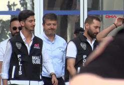 'Yolsuzluk' soruşturmasında aralarında belediye başkanlarının da olduğu 13 şüpheli sağlık kontrolünden geçirildi