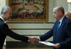 Cumhurbaşkanı Erdoğan'a büyükelçilerden güven mektubu