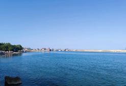 Alabora olan teknedeki 4 kişiyi balıkçılar kurtardı; 1 kişi boğulma tehlikesi geçirdi