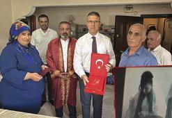 Avcılar'da kaymakam ikna etti, 19 yıl sonra nikah masasına oturdu