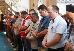 Pençe-Kilit Harekatı bölgesinde şehit olan 12 asker için Şırnak’ta gıyabi cenaze namazı kılındı