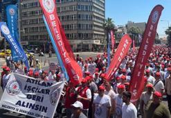 İzmir'de Belediye-İş Sendikası üyeleri, işten çıkarılan işçiler için yürüdü