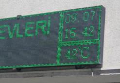 İstanbul'da sıcak havadan bunalanlar sahillere akın etti