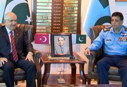 Milli Savunma Bakanı Güler, Pakistan Hava Kuvvetleri Komutanı Sidhu ile görüştü