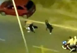 Avcılar'da kavgayı ayırması için motosikletliyi durdurdu