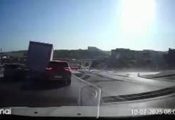 Başakşehir'de 10 aracın karıştığı kazada 3 kişi yaralandı