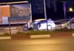 Kaldırımda yürürken otomobilin çarptığı baba ve oğlu öldü