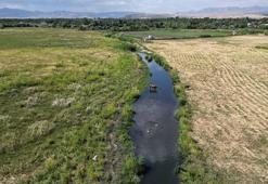 Van Gölü çekildi; iki mahalle arası mesafe karadan 1 kilometreye düştü