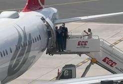 Leman Dergisi yazı işleri müdürü İstanbul Havalimanı'nda gözaltına alındı