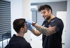 ‘Doğru bakım ve uzman takibiyle yaz mevsimi saç ekimine engel değil’