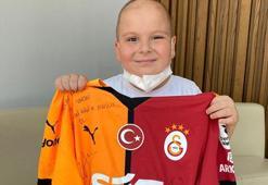 Barış Alper Yılmaz’dan kanser hastası çocuğa sürpriz