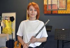 Depremin izlerini sanatla siliyor