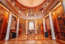 Macaristan’ın en eski kütüphanesinde böcek istilası