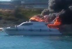 Çeşme'de marinada bağlı motoryat yandı; o anlar kamerada