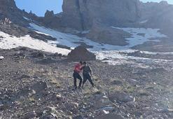 Erciyes’te mahsur kalan dağcı kurtarıldı