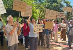 İzmir'de Yakaköy Mahallesi sakinlerinden 'su' eylemi