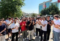 3’üncü Lig futbolcularından, Gençlik ve Spor Bakanlığı önünde basın açıklaması