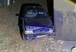 Bursa'da otomobil şarampole düştü; sürücü kazayı yaralanmadan atlattı