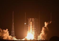 Çin, uzay istasyonuna malzeme göndermek için kargo gemisi fırlattı