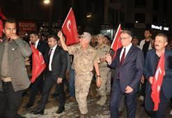 Van'da '15 Temmuz' yürüyüşü