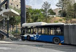 Ankara'da belediye otobüsünün karıştığı zincirleme kazada 26 kişi yaralandı