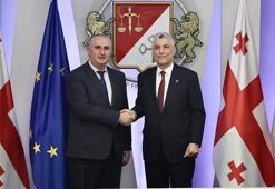 Bakan Bolat, Gürcistan Maliye Bakanı Khutsishvili ile bir araya geldi