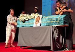 Oyuncu Emre Törün son yolculuğuna uğurlandı