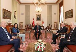 TBMM Başkanı Kurtulmuş, Meclis başkanvekillerini kabul etti