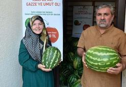 Adıyaman'dan gelen karpuzlar Sivas'ta Gazze'ye yardıma dönüştü