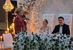 Nikah memuru, kızının nikahını kıydı