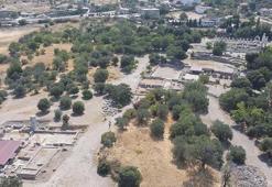 Apollon Smintheus Kutsal Alanı'ndaki kazılarda 3'üncü yüzyıla ait hamam gün yüzüne çıkarılıyor