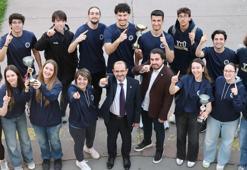 YTÜ'den YKS birincilerine aylık 50 bin TL burs ve girişimcilik desteği