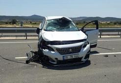 Otomobil, radar uygulaması yapan araca çarptı: 1’i polis 2 yaralı