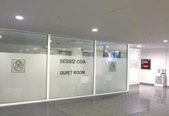 İzmir Adnan Menderes’te ‘Sessiz Oda’ hizmete açıldı