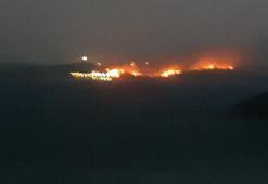 Balıkesir’de otluk alanda çıkan yangına ekiplerin müdahalesi sürüyor